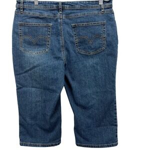 Cato Vintage Womens Blue Denim Bermuda Cropped Shorts Sz 14 Stretch Y2K Med Rise